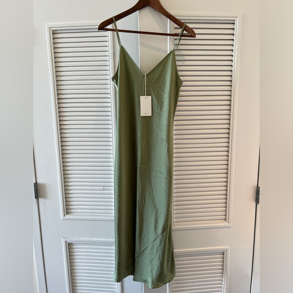 Aritzia Wilfred sage green satin-effect midi slip dress. Medium, NWT, never worn - Picture 2 of 4